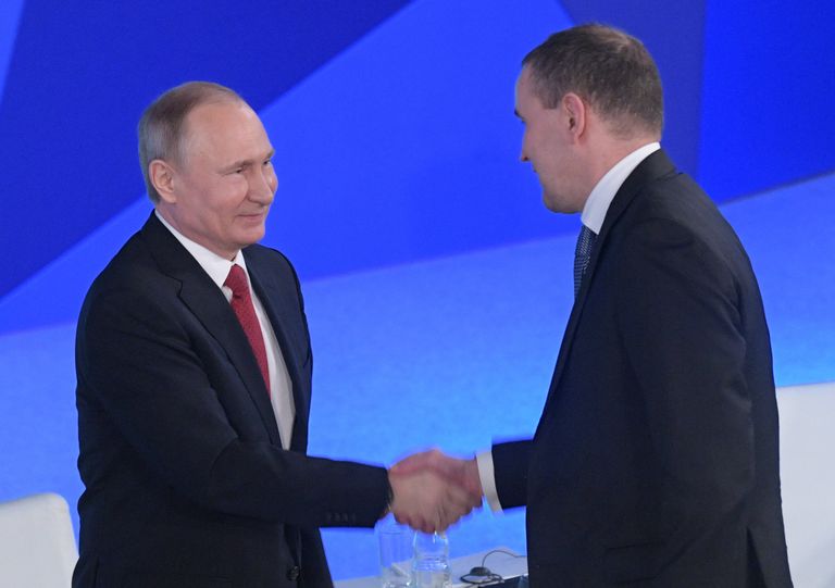 Президент РФ Владимир Путин и президент Исландии Гудни Йоханнессон на Международном арктическом форуме Арктика - территория диалога в Архангельске Президент РФ Владимир Путин и президент Исландии Гудни Йоханнессон на Международном арктическом форуме Арктика - территория диалога в Архангельске