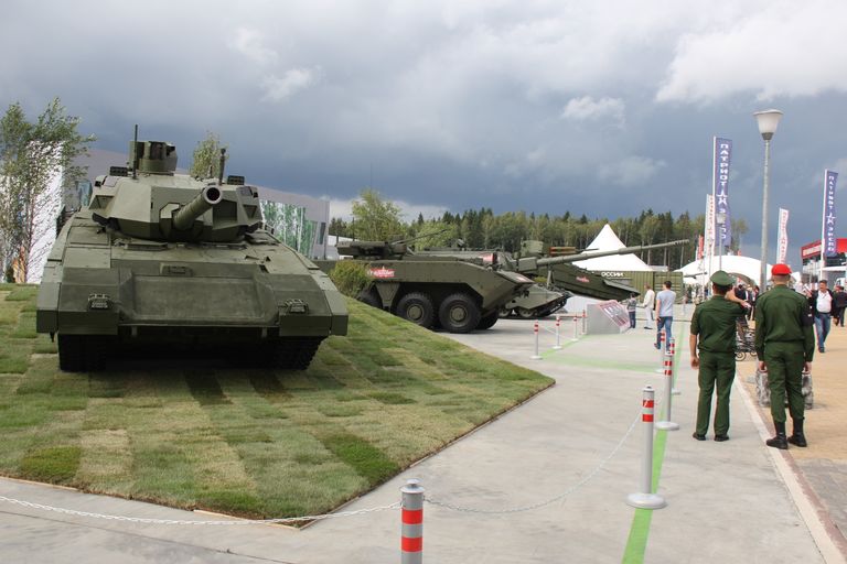 Первый день работы Международного форума Армия-2018 в Подмосковье