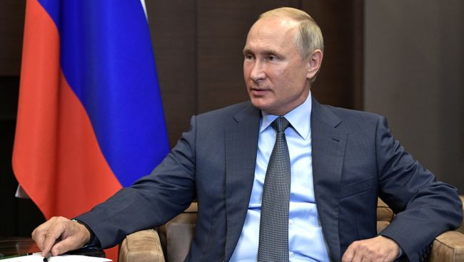 Президент РФ Владимир Путин во время встречи с президентом Финляндии Саули Ниинистё в Сочи. 22 августа 2018 Президент РФ Владимир Путин во время встречи с президентом Финляндии Саули Ниинистё в Сочи. 22 августа 2018