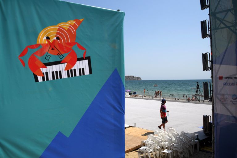 Подготовка к открытию музыкального фестиваля Koktebel Jazz Party 2018 Подготовка к открытию музыкального фестиваля Koktebel Jazz Party 2018