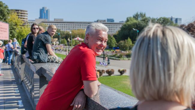 Мэр Москвы Сергей Собянин на открытии фестиваля, посвященного 90-летию парка Горького. 25 августа 2018 Мэр Москвы Сергей Собянин на открытии фестиваля, посвященного 90-летию парка Горького. 25 августа 2018