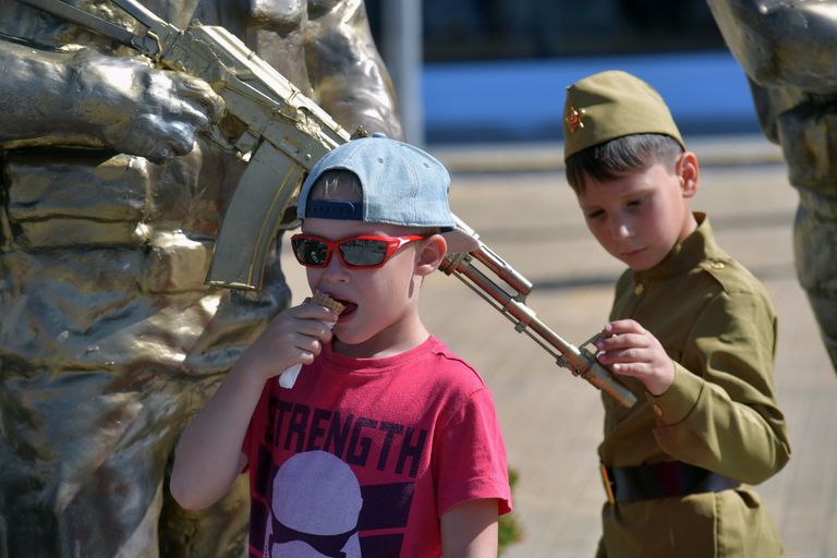 Дети на выставке в рамках IV Международного военно-технического форума Армия-2018 Дети на выставке в рамках IV Международного военно-технического форума Армия-2018
