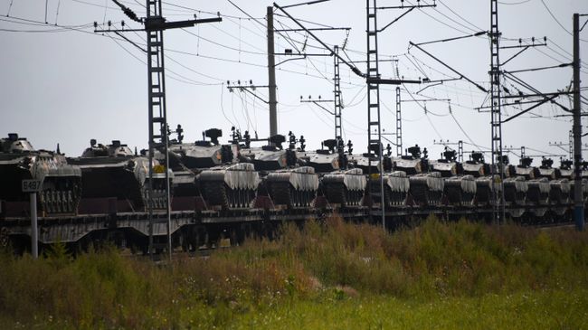 Эшелоны с военнослужащими и военной техникой армии Китая, которые примут участие в военных учениях Восток-2018. Архивное фото Эшелоны с военнослужащими и военной техникой армии Китая, которые примут участие в военных учениях Восток-2018. Архивное фото