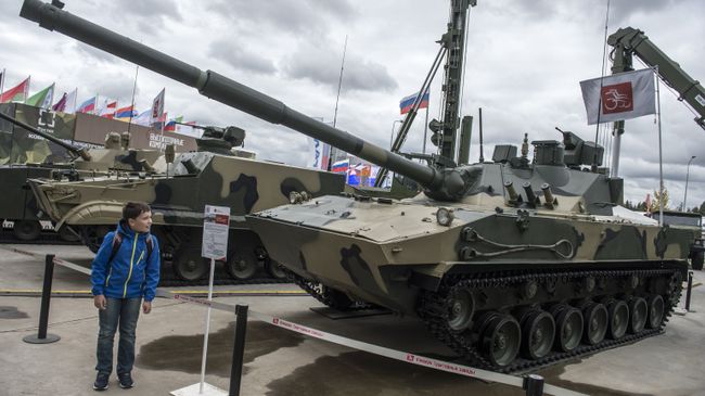 Авиадесантная самоходная противотанковая пушка Спрут-СДМ1. Архивное фото Авиадесантная самоходная противотанковая пушка Спрут-СДМ1. Архивное фото