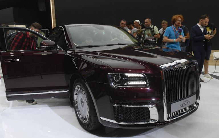Журналисты на презентации автомобиля Aurus Senat на Московском международном автомобильном салоне 2018