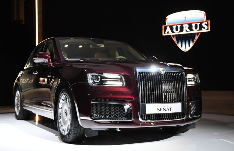 Автомобиль Aurus Senat на Московском международном автомобильном салоне 2018