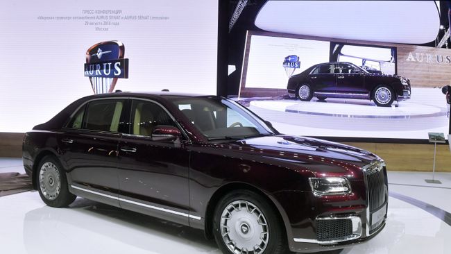 Презентация автомобиля Aurus Senat на Московском международном автомобильном салоне 2018 Презентация автомобиля Aurus Senat на Московском международном автомобильном салоне 2018