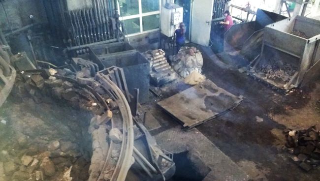 Обрушении стены литейной печи на заводе Бежицкая сталь в Брянске. 30 августа 2018 Обрушении стены литейной печи на заводе Бежицкая сталь в Брянске. 30 августа 2018