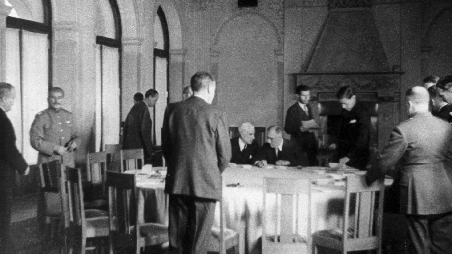 Ялтинская конференция глав правительств трех союзных держав СССР, США и Великобритании Ялтинская конференция глав правительств трех союзных держав СССР, США и Великобритании - РИА Новости, 1920, 04.02.2025