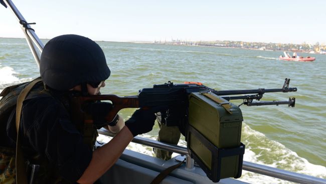 Береговая охрана Украины во время патрулирования Азовского моря Береговая охрана Украины во время патрулирования Азовского моря