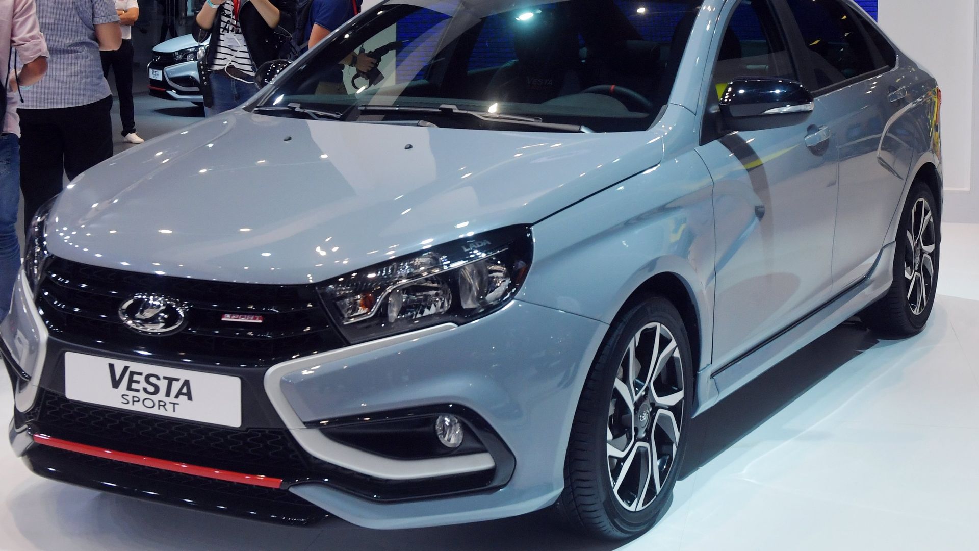 Автомобиль LADA Vesta Sport Concept на Московском международном автомобильном салоне 2018 Автомобиль LADA Vesta Sport Concept на Московском международном автомобильном салоне 2018 - РИА Новости, 1920, 30.12.2025