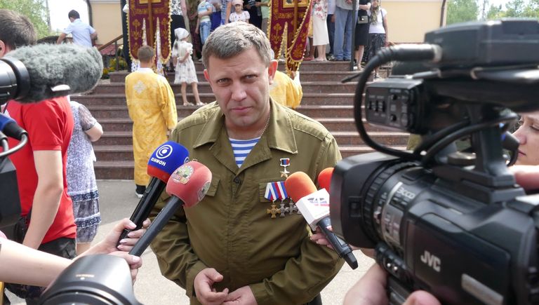 Глава Донецкой народной республики Александр Захарченко во время празднования 1030-летия Крещения Руси в Донецке Глава Донецкой народной республики Александр Захарченко во время празднования 1030-летия Крещения Руси в Донецке