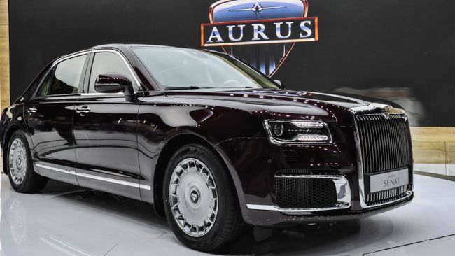 Автомобиль Aurus Senat на Московском международном автомобильном салоне Автомобиль Aurus Senat на Московском международном автомобильном салоне
