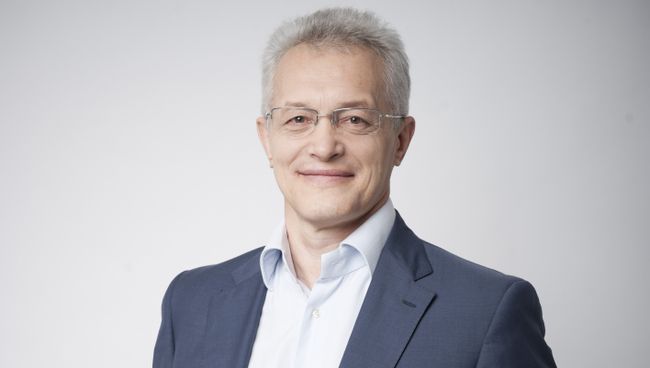 Лидер рабочей группы Аэронет космонавт-испытатель Сергей Жуков Лидер рабочей группы Аэронет космонавт-испытатель Сергей Жуков