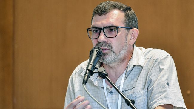 Писатель и литературовед Павел . Архивное фото Писатель и литературовед Павел . Архивное фото