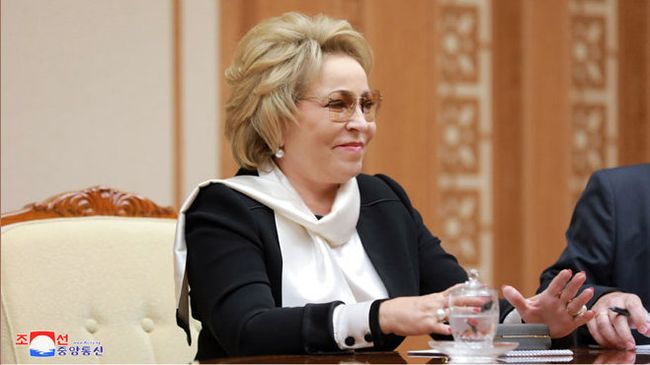 Валентина Матвиенко во время встречи с Ким Чен Ыном в Пьхеньяне. 9 сентября 2018