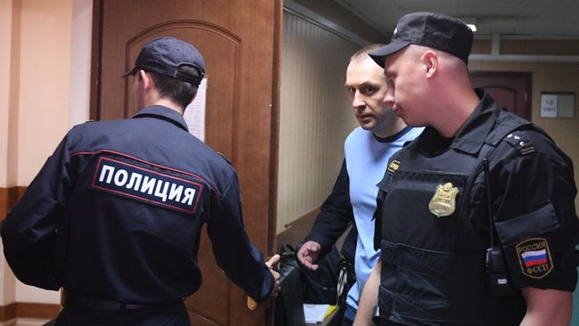 Дмитрий Захарченко в Пресненском суде Москвы Дмитрий Захарченко в Пресненском суде Москвы