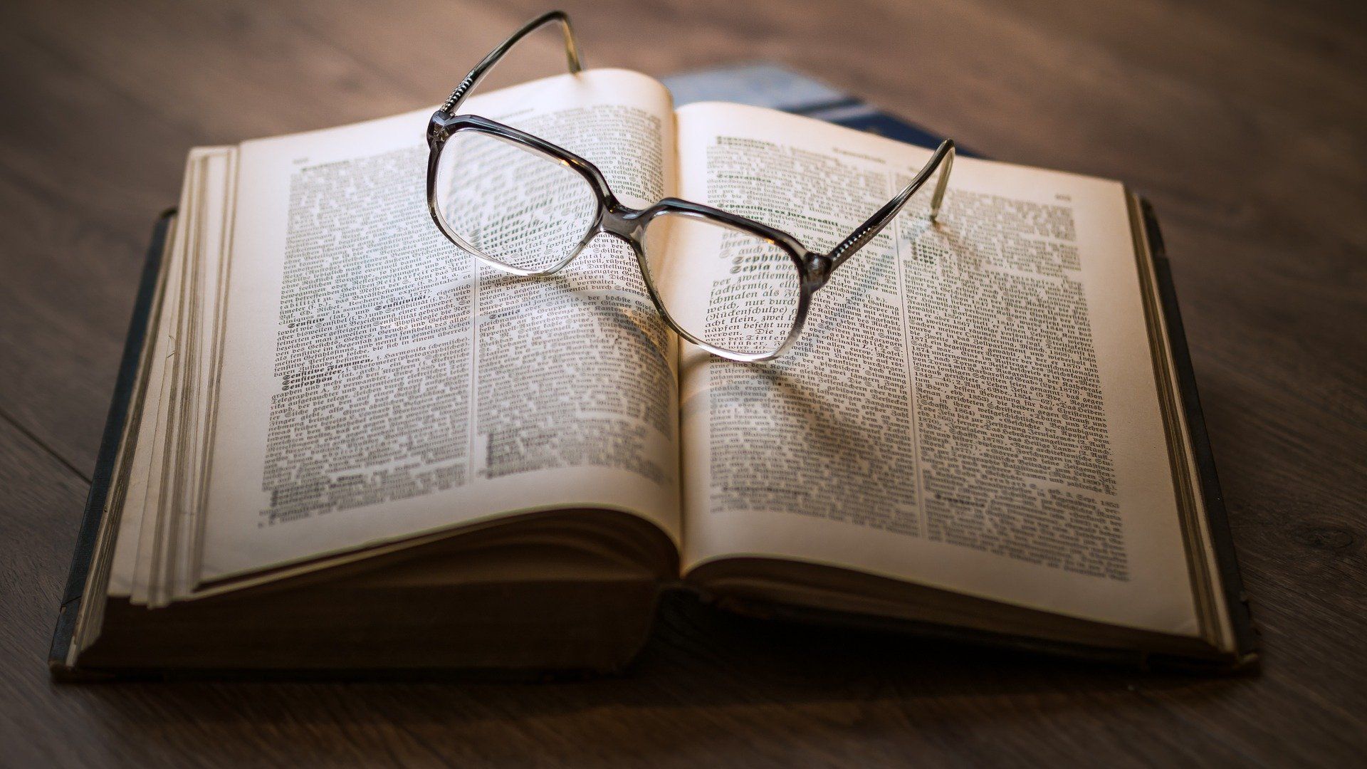 Открытая книга Открытая книга - РИА Новости, 1920, 07.12.2021
