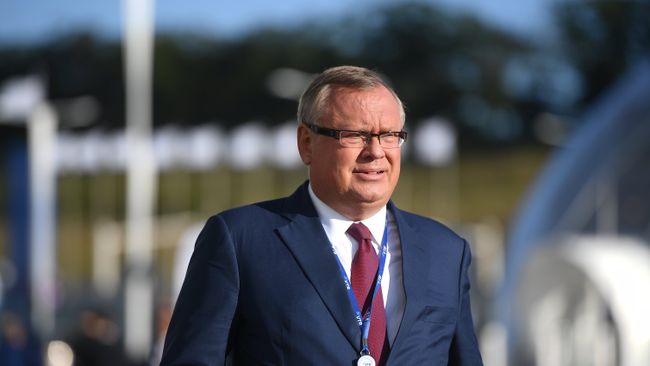 Президент - председатель правления Банка ВТБ Андрей Костин на IV Восточном экономическом форуме Президент - председатель правления Банка ВТБ Андрей Костин на IV Восточном экономическом форуме