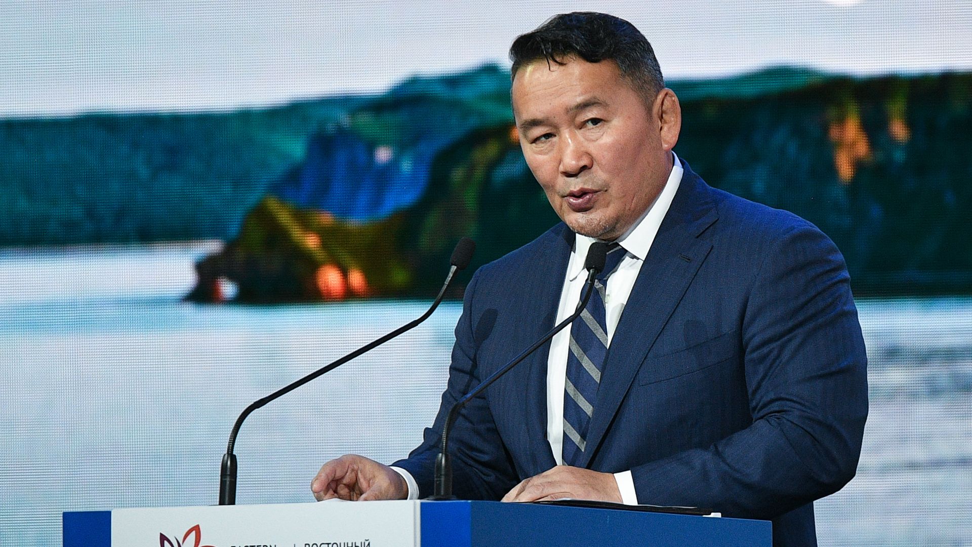 Экс-президент Монголии Халтмаагийн Баттулга Экс-президент Монголии Халтмаагийн Баттулга - РИА Новости, 1920, 15.12.2022