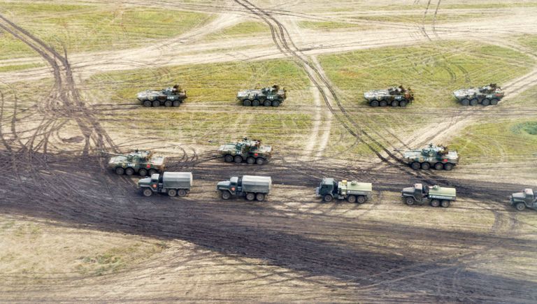 Военная техника на забайкальском полигоне Цугол, где проходит основной этап военных маневров Восток-2018