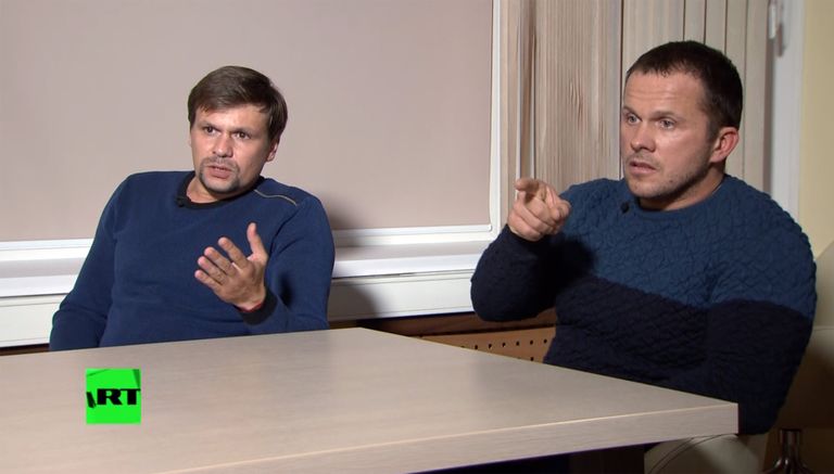 Россияне Руслан Боширов и Александр Петров во время интервью главному редактору телеканала RT и МИА Россия сегодня Маргарите Симоньян. 13 сентября 2018