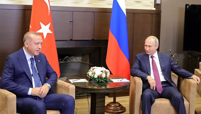 Президент РФ Владимир Путин и президент Турции Реджеп Тайип Эрдоган. Архивное фото Президент РФ Владимир Путин и президент Турции Реджеп Тайип Эрдоган. Архивное фото