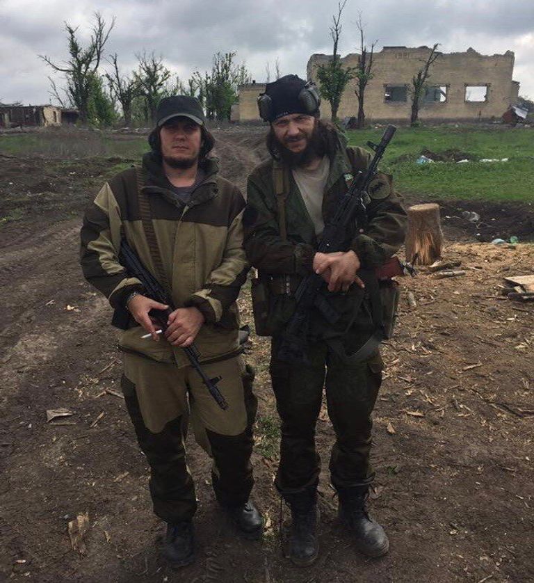Граждане РФ братья Руслан и Марлен Мисиратовы, обвиняемые в участии в деятельности экстремистской организации Граждане РФ братья Руслан и Марлен Мисиратовы, обвиняемые в участии в деятельности экстремистской организации