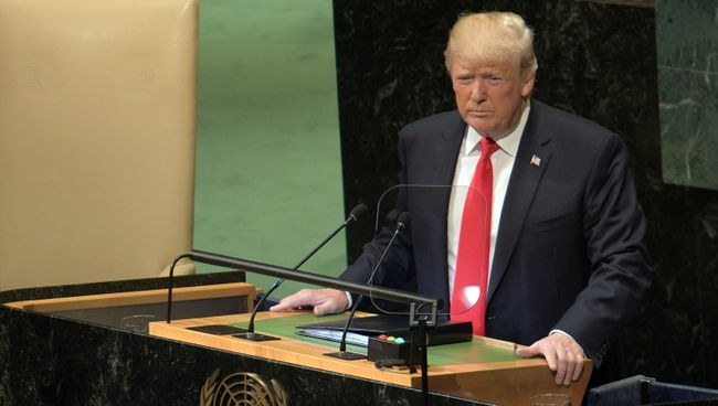 Президент США Дональд Трамп выступает на Генеральной Ассамблее Организации Объединенных Наций в Нью-Йорке. Архивное фото Президент США Дональд Трамп выступает на Генеральной Ассамблее Организации Объединенных Наций в Нью-Йорке. Архивное фото