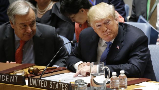 Президент США Дональд Трамп во время заседания Генассамблеи ООН в Нью-Йорке. 26 сентября 2018 Президент США Дональд Трамп во время заседания Генассамблеи ООН в Нью-Йорке. 26 сентября 2018