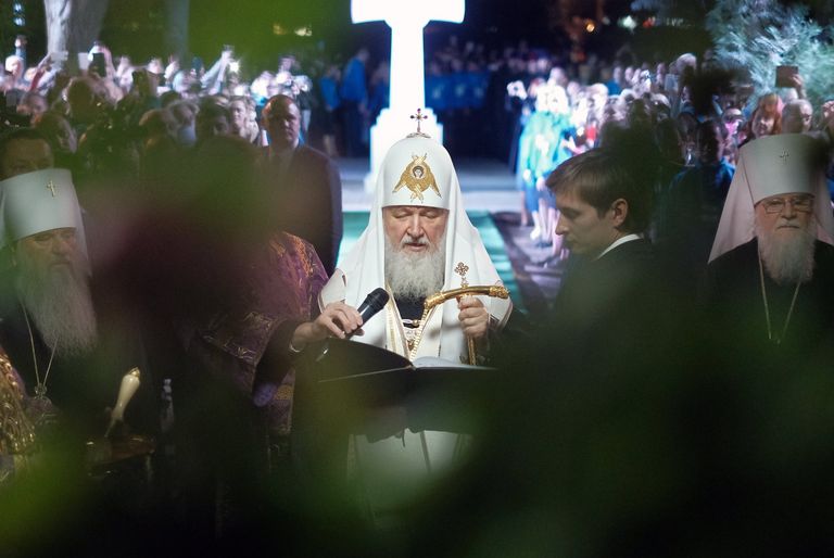 Патриарх Московский и всея Руси Кирилл совершает чин освящения закладного камня в основание храма в честь святых равноапостольных Кирилла и Мефодия при КубГУ. 26 сентября 2018 Патриарх Московский и всея Руси Кирилл совершает чин освящения закладного камня в основание храма в честь святых равноапостольных Кирилла и Мефодия при КубГУ. 26 сентября 2018