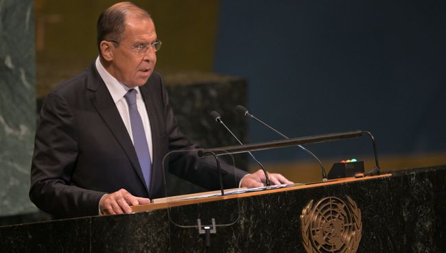 Министр иностранных дел России Сергей Лавров выступает на Генеральной Ассамблее Организации объединенных наций (ООН) в Нью-Йорке. Архивное фото Министр иностранных дел России Сергей Лавров выступает на Генеральной Ассамблее Организации объединенных наций (ООН) в Нью-Йорке. Архивное фото