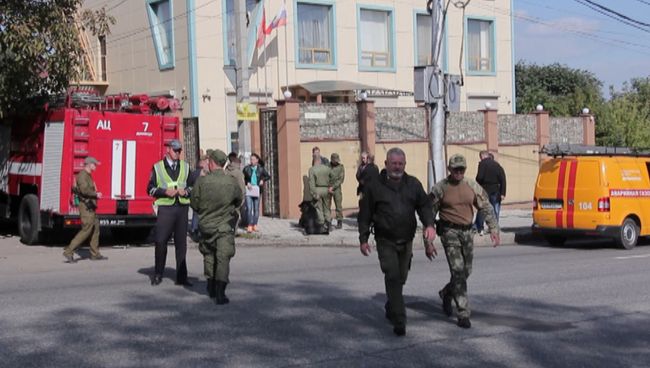 Кадры с места взрыва в Донецке Кадры с места взрыва в Донецке