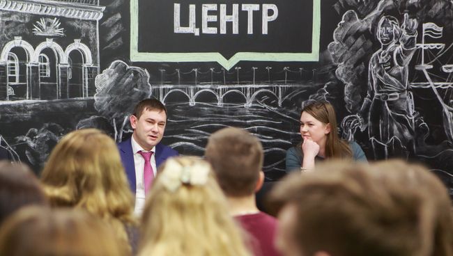 Владимир Нетесов на встрече с волонтерами