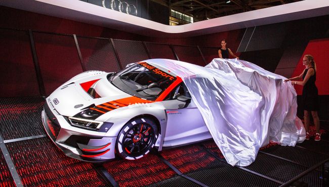 Презентация новой модели Audi Sport Презентация новой модели Audi Sport