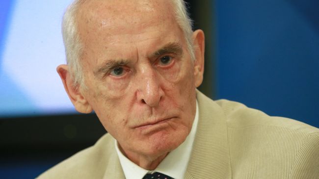 Народный артист СССР Василий Лановой во время пресс-конференции на тему: Москвичи на службе России. Звездный призыв. 4 октября 2018 Народный артист СССР Василий Лановой во время пресс-конференции на тему: Москвичи на службе России. Звездный призыв. 4 октября 2018