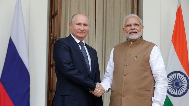 Президент РФ Владимир Путин и премьер-министр Республики Индии Нарендра Моди Президент РФ Владимир Путин и премьер-министр Республики Индии Нарендра Моди