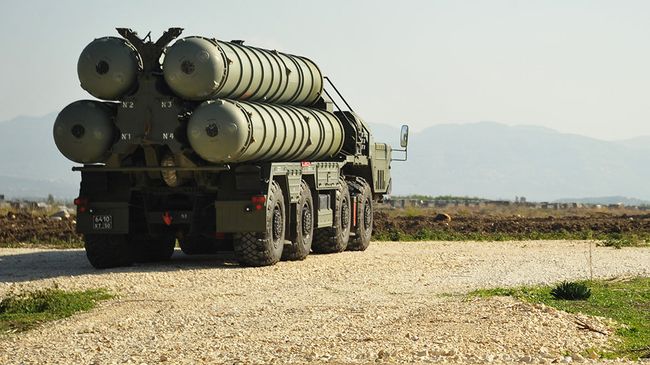 Зенитно-ракетный комплекс С-400 Зенитно-ракетный комплекс С-400