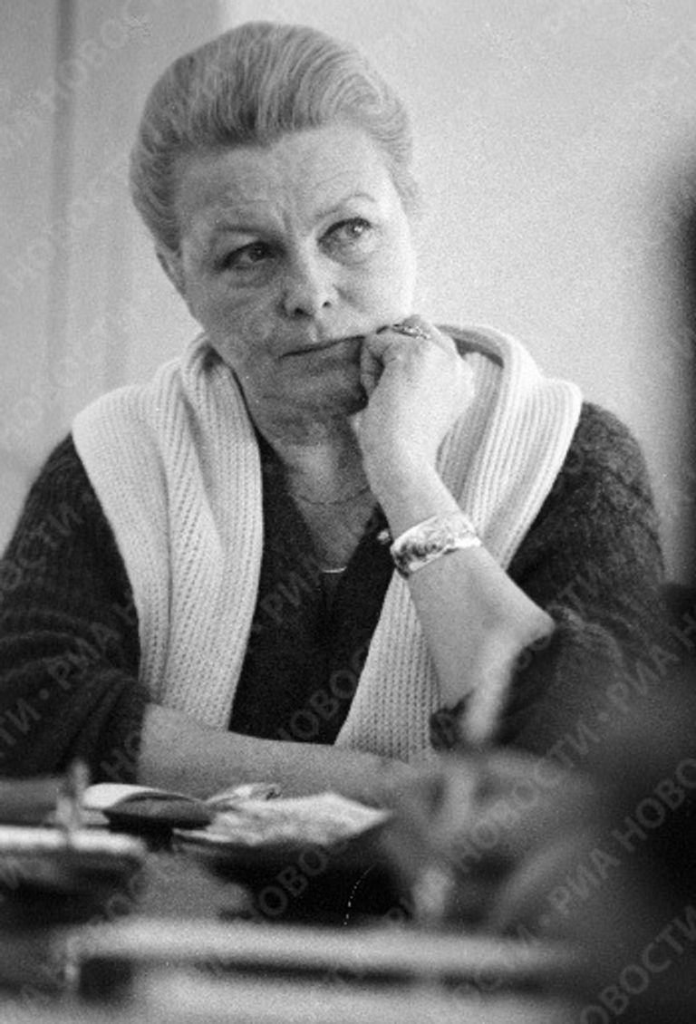 Актриса Вия Артмане Актриса Вия Артмане