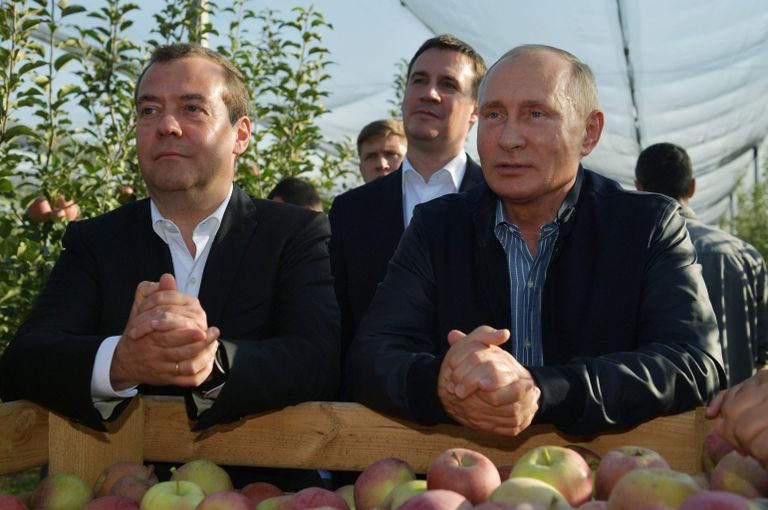 Рабочая поездка президента РФ В. Путина и премьер-министра РФ Д. Медведева в Ставропольский край