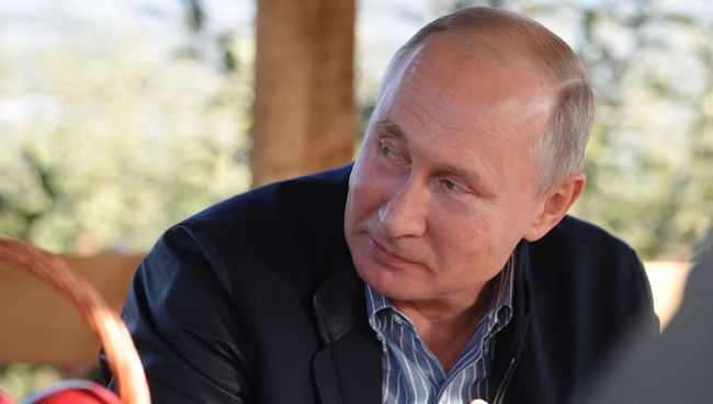 Президент РФ Владимир Путин в Ставропольском крае. 9 октября 2018 Президент РФ Владимир Путин в Ставропольском крае. 9 октября 2018