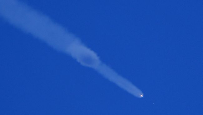 Ракета-носитель Союз-ФГ с пилотируемым кораблем Союз МС-10 после старта. 11 октября 2018 Ракета-носитель Союз-ФГ с пилотируемым кораблем Союз МС-10 после старта. 11 октября 2018