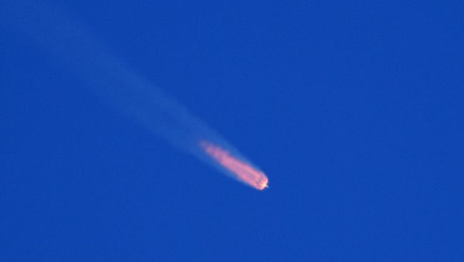 Ракета-носитель Союз-ФГ с пилотируемым кораблем Союз МС-10 после старта. 11 октября 2018 Ракета-носитель Союз-ФГ с пилотируемым кораблем Союз МС-10 после старта. 11 октября 2018