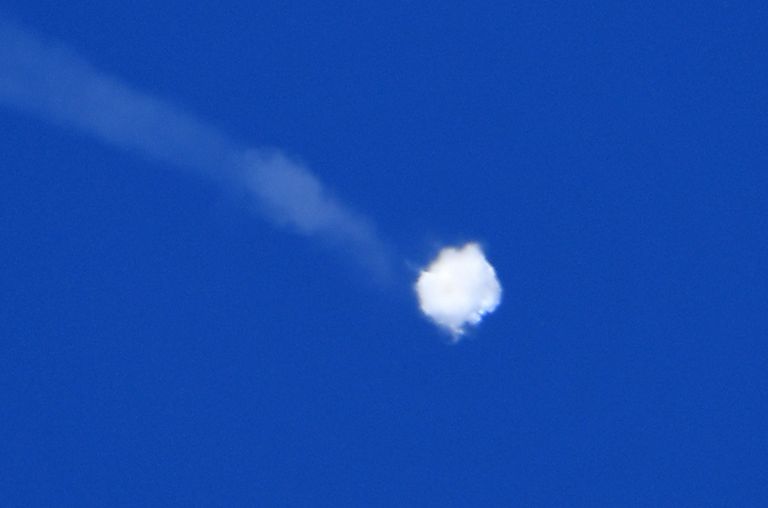 Ракета-носитель Союз-ФГ с пилотируемым кораблем Союз МС-10 после старта. 11 октября 2018 Ракета-носитель Союз-ФГ с пилотируемым кораблем Союз МС-10 после старта. 11 октября 2018