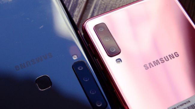 Презентация новых смартфонов Samsung А9 и A7 серии