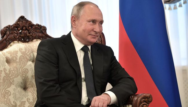 Президент РФ Владимир Путин во время встречи с президентом Республики Беларусь Александром Лукашенко в Могилеве. 12 октября 2018 Президент РФ Владимир Путин во время встречи с президентом Республики Беларусь Александром Лукашенко в Могилеве. 12 октября 2018