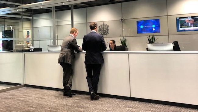 Офис банка Lloyds в Лондоне по адресу, где должен был находиться Cashbery