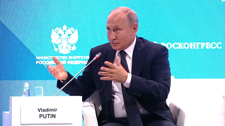 Просто шпион, предатель Родины - Владимир Путин о Скрипале