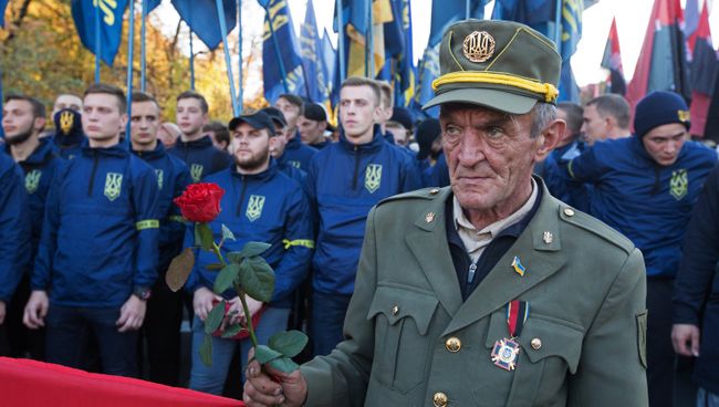 Участники марша националистов в Киеве. Архивное фото Участники марша националистов в Киеве. Архивное фото