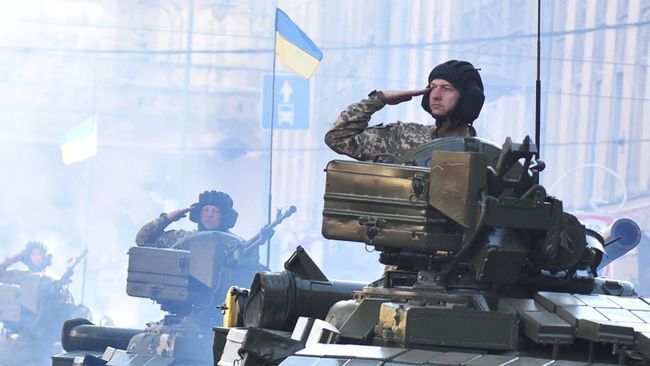 Парад военной техники, приуроченный к Дню защитника Украины во Львове. 14 октября 2018 Парад военной техники, приуроченный к Дню защитника Украины во Львове. 14 октября 2018